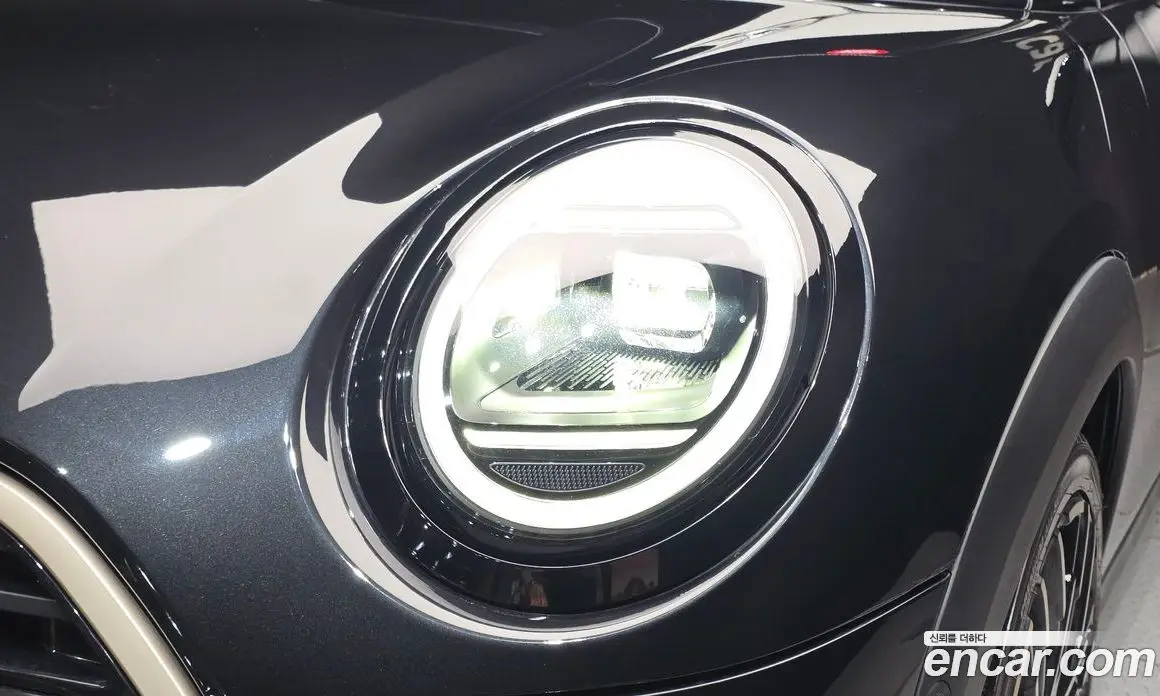 Mini Cooper 2025 2.0 автомат (гидро), фото 8