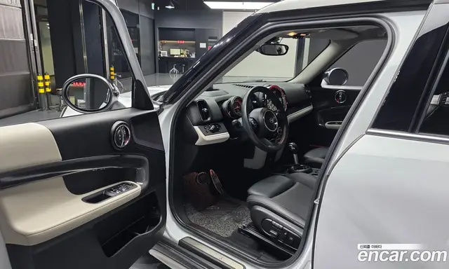 Mini Countryman 2019 2.0 автомат (гидро), миниатюра 10