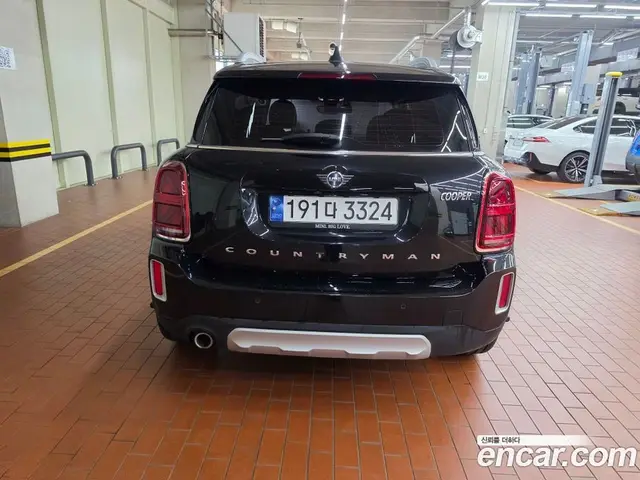 Mini Countryman 2023 1.5 автомат (гидро), миниатюра 3