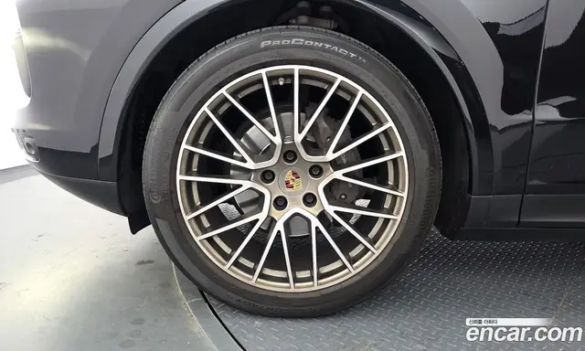 Porsche Cayenne 2023 3.0 автомат (гидро), миниатюра 5