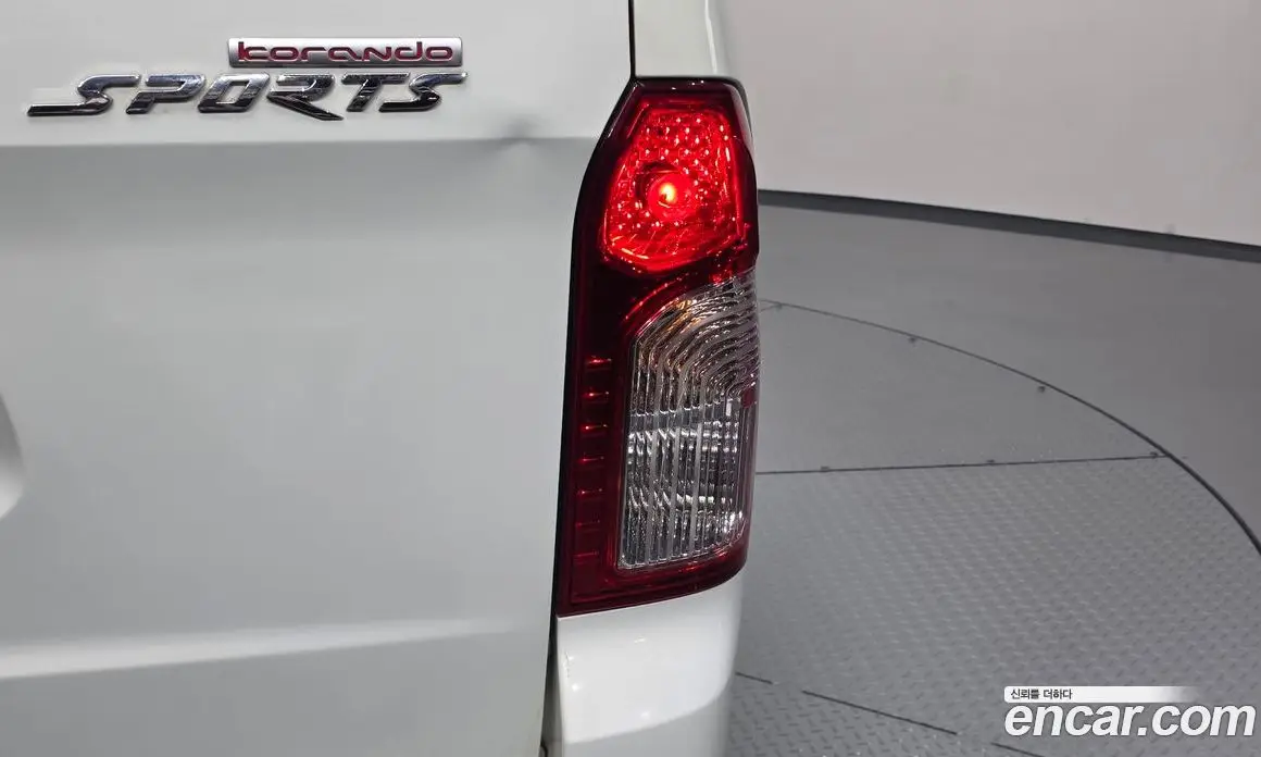 SsangYong Korando 2012 2.0 автомат (гидро), фото 9