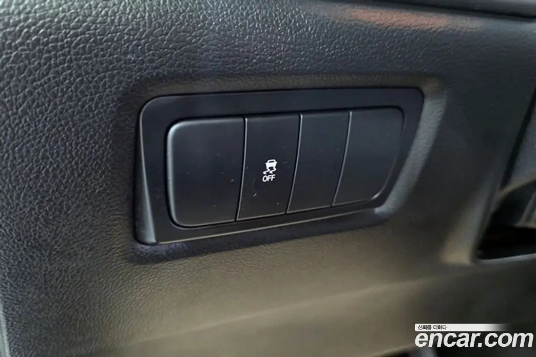 SsangYong Korando 2014 2.0 автомат (гидро), фото 17