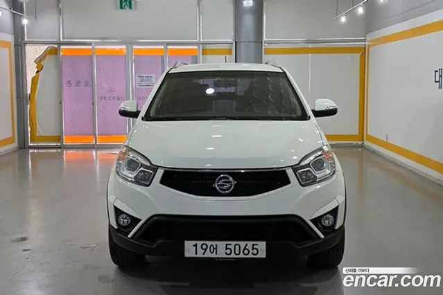SsangYong Korando 2014 2.0 автомат (гидро), миниатюра 3