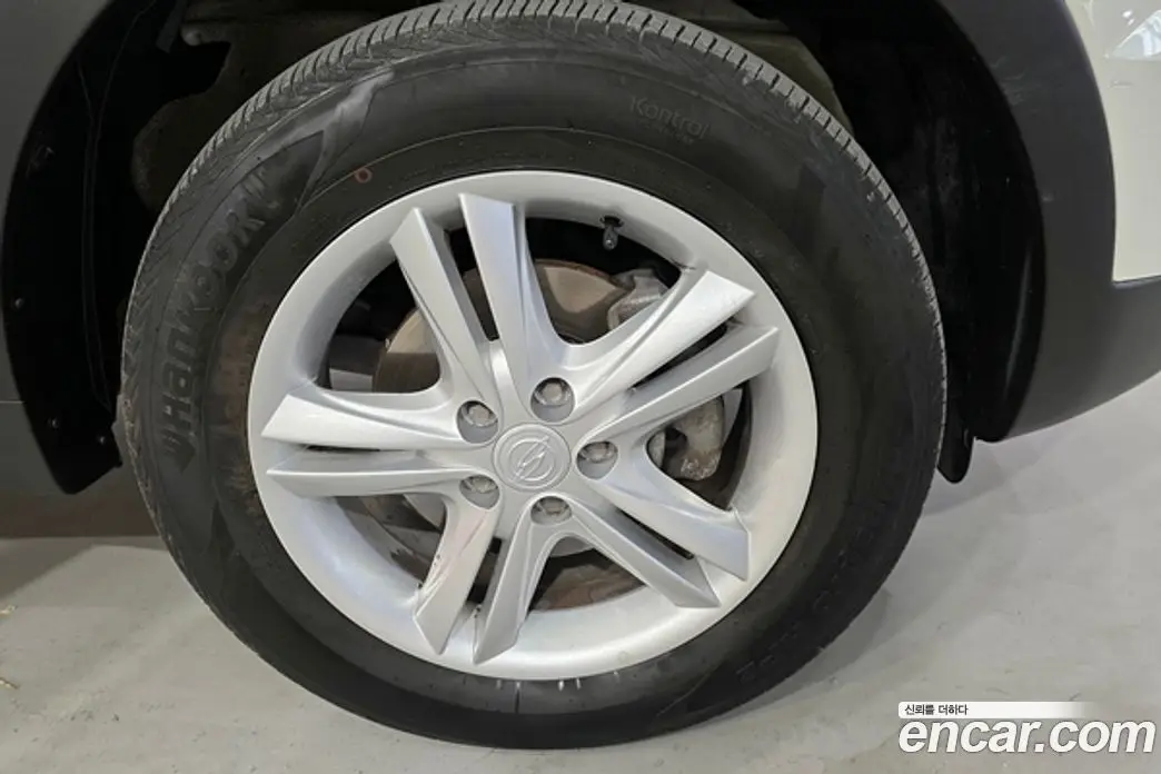 SsangYong Korando 2014 2.0 автомат (гидро), фото 5