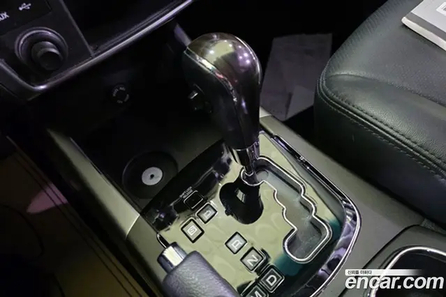 SsangYong Korando 2014 2.0 автомат (гидро), миниатюра 9