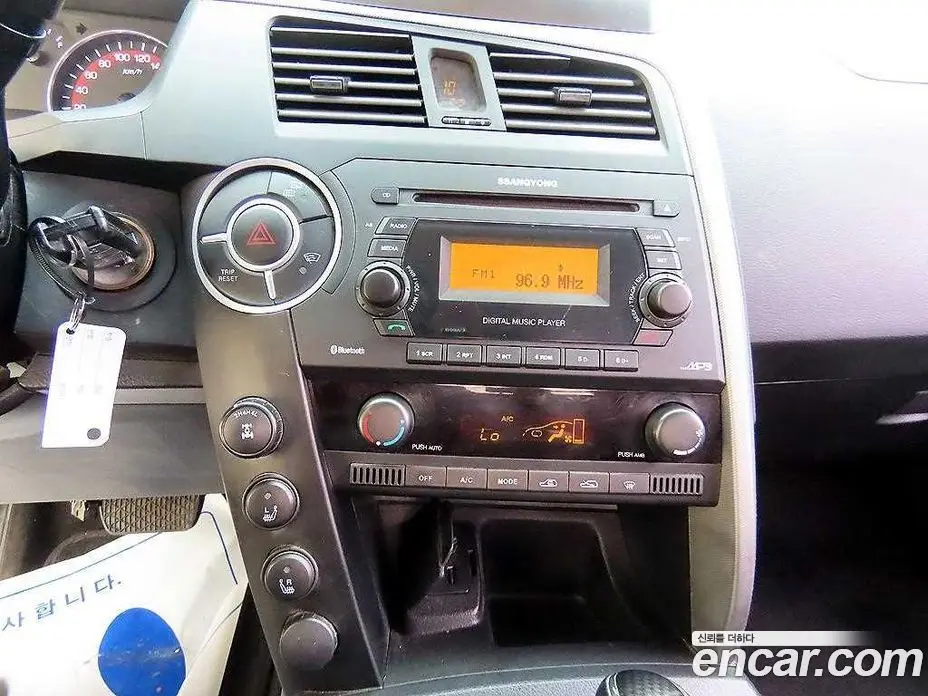 SsangYong Korando 2014 2.0 автомат (гидро), фото 12