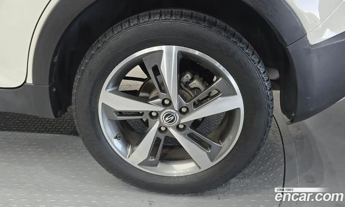 SsangYong Korando 2017 2.2 автомат (гидро), фото 7