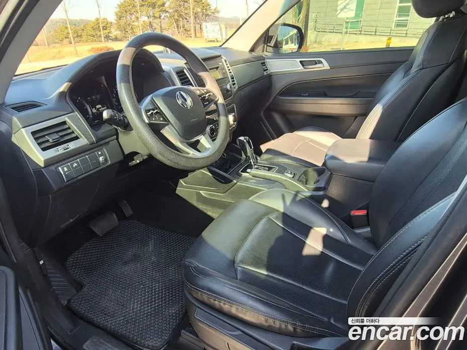 SsangYong Rexton 2018 2.2 автомат (гидро), фото 16