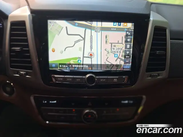 SsangYong Rexton 2019 2.2 автомат (гидро), миниатюра 12