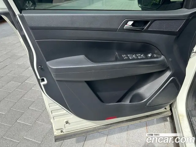 SsangYong Rexton 2021 2.2 автомат (гидро), миниатюра 7