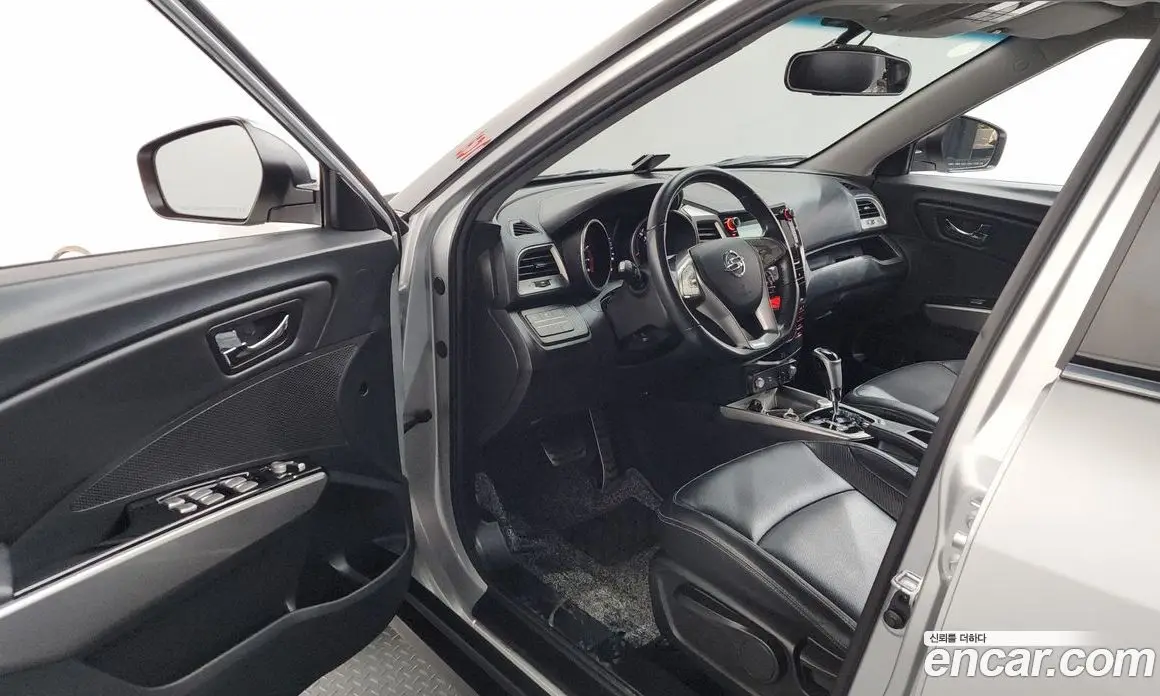 SsangYong TIBOLI 2016 1.6 автомат (гидро), фото 13