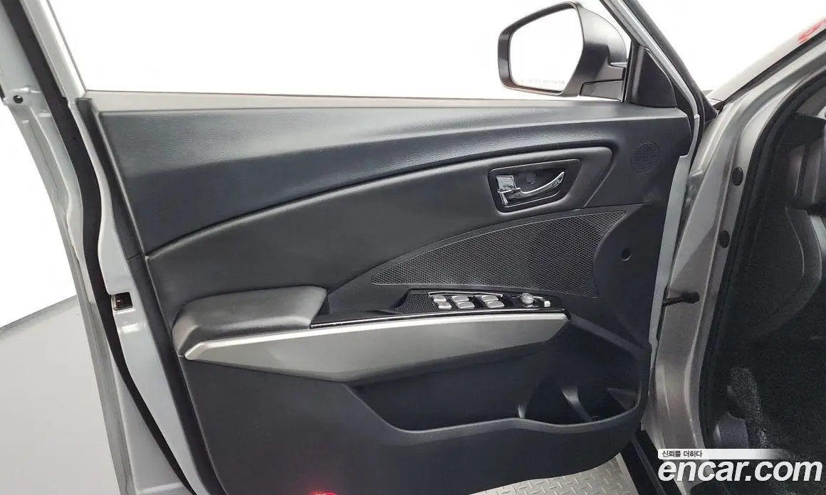 SsangYong TIBOLI 2016 1.6 автомат (гидро), фото 14