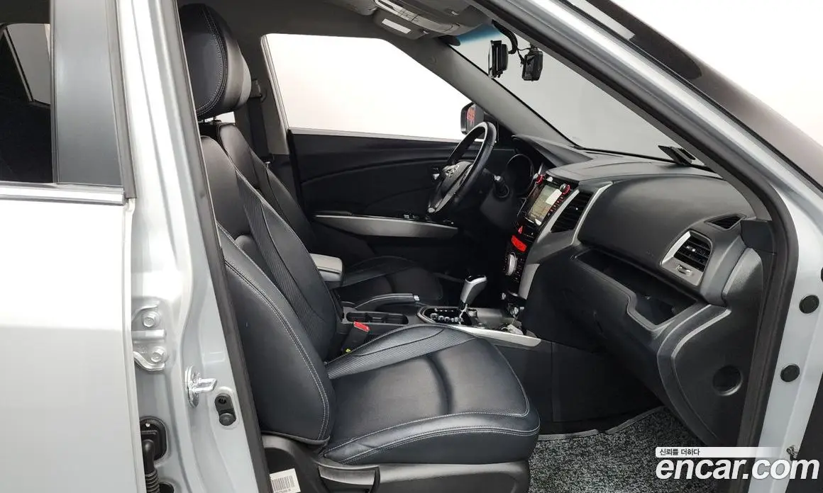 SsangYong TIBOLI 2016 1.6 автомат (гидро), фото 16