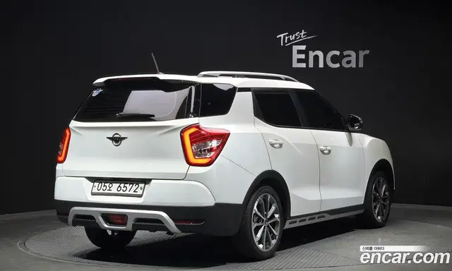 SsangYong TIBOLI 2017 1.6 автомат (гидро), миниатюра 2