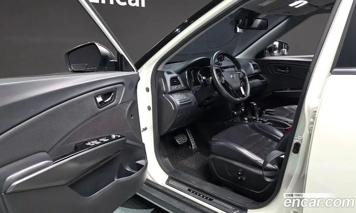 SsangYong TIBOLI 2017 1.6 автомат (гидро), фото 10