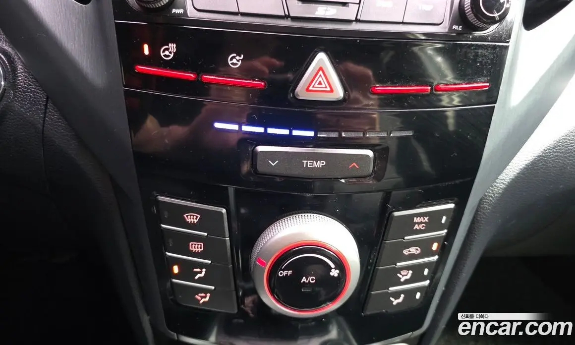 SsangYong TIBOLI 2018 1.6 автомат (гидро), фото 18