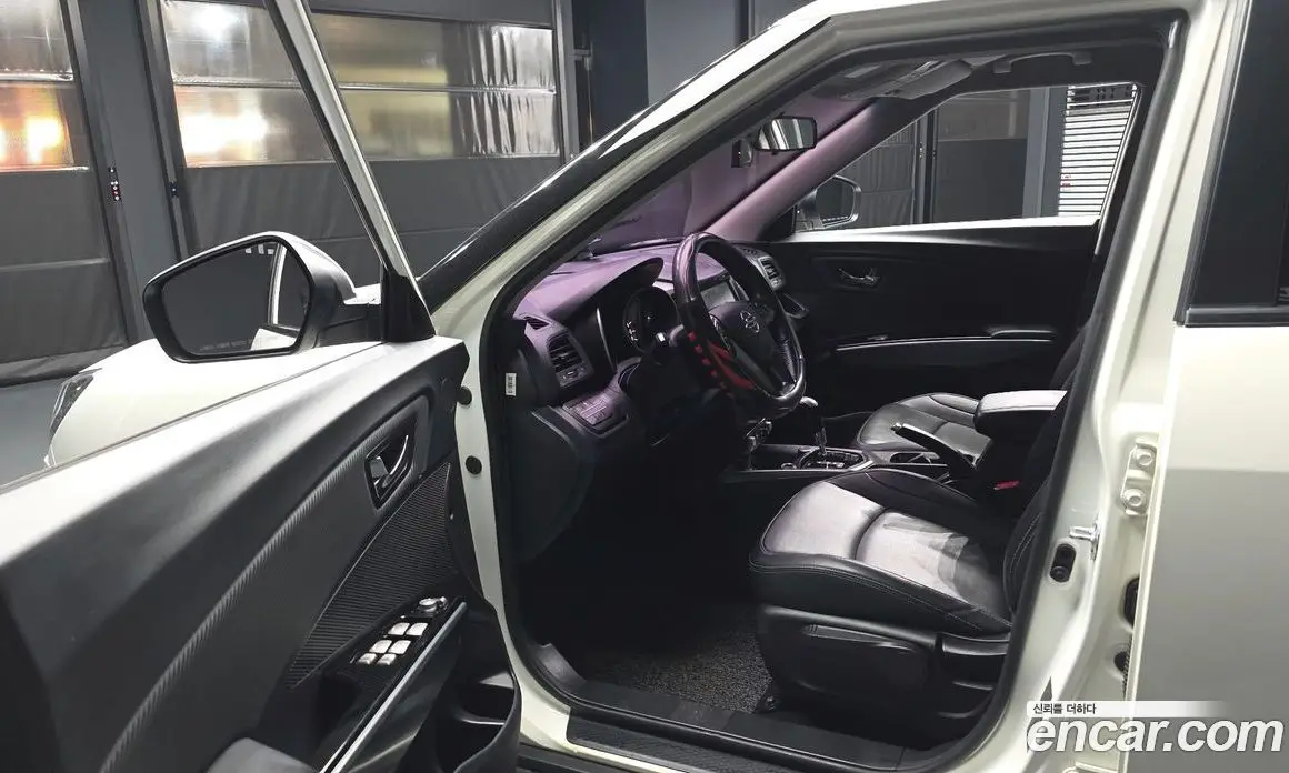 SsangYong TIBOLI 2018 1.6 автомат (гидро), фото 10