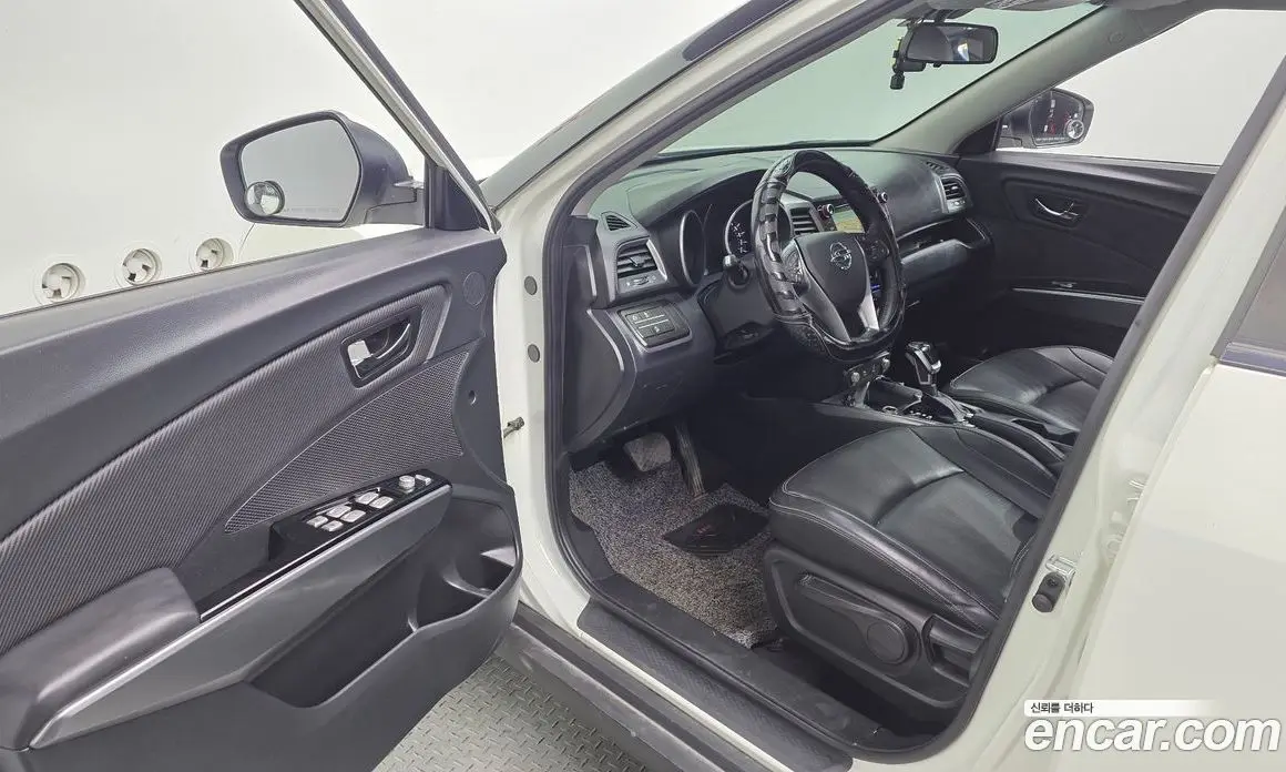 SsangYong TIBOLI 2018 1.6 автомат (гидро), фото 13
