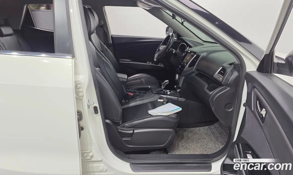 SsangYong TIBOLI 2018 1.6 автомат (гидро), фото 16