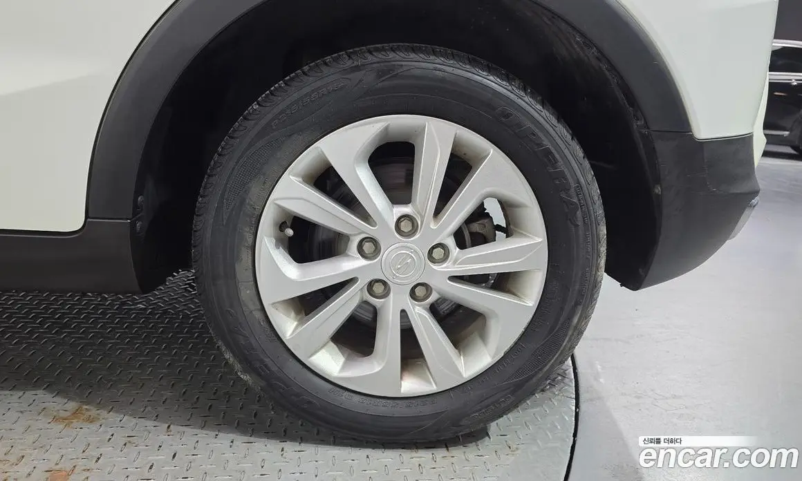 SsangYong TIBOLI 2018 1.6 автомат (гидро), фото 7