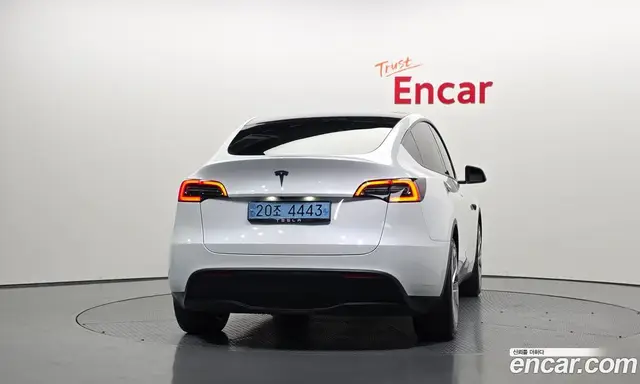 Tesla Model Y 2021 0.2 автомат (гидро), миниатюра 4 Tesla Model Y 2021 0.2 автомат (гидро), миниатюра 4