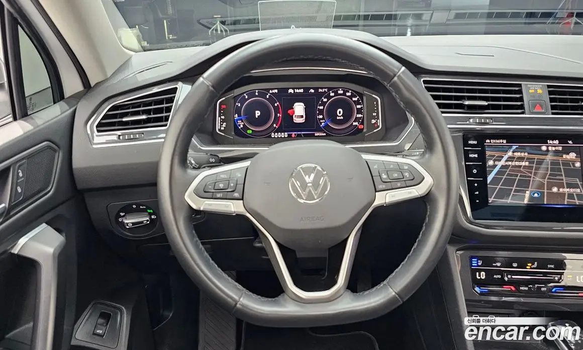 Volkswagen Tiguan 2022 2.0 автомат (гидро), фото 14