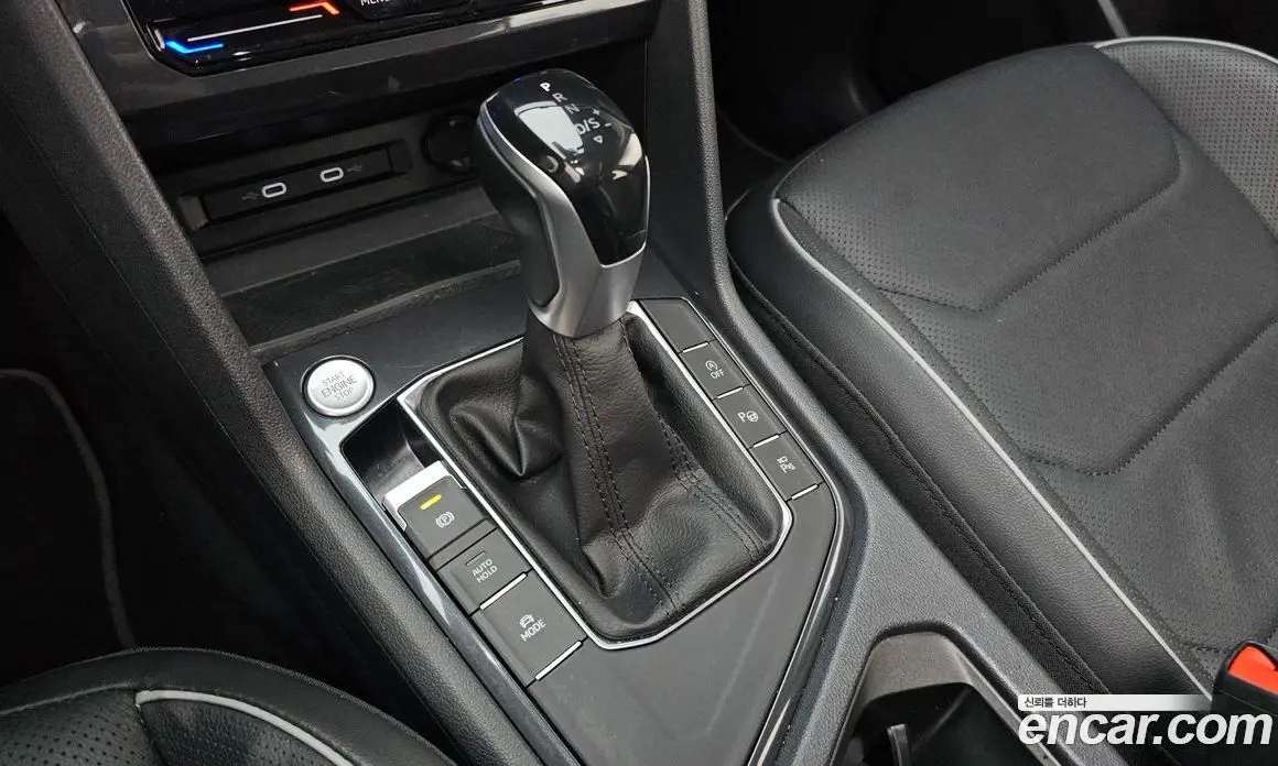 Volkswagen Tiguan 2022 2.0 автомат (гидро), фото 9