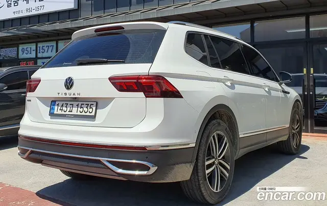Volkswagen Tiguan 2022 2.0 автомат (гидро), миниатюра 3