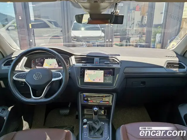 Volkswagen Tiguan 2022 2.0 автомат (гидро), миниатюра 5