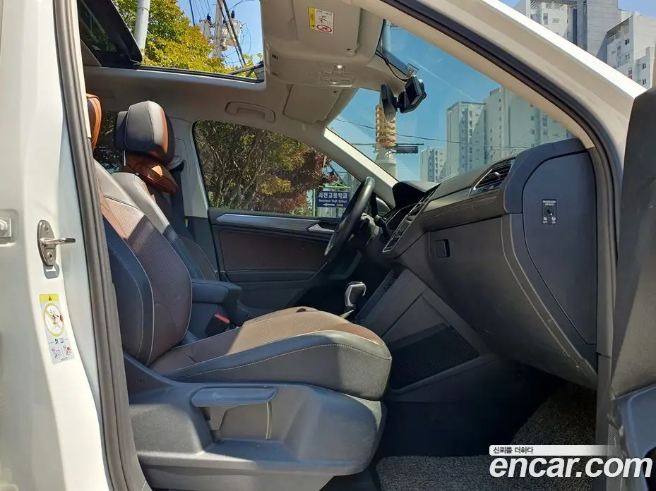 Volkswagen Tiguan 2022 2.0 автомат (гидро), фото 6