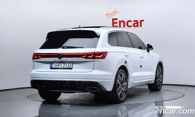 Volkswagen Touareg 2025 3.0 автомат (гидро), миниатюра 2