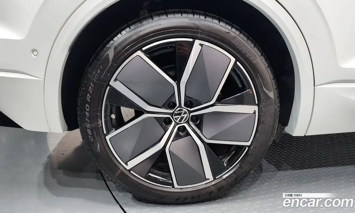 Volkswagen Touareg 2025 3.0 автомат (гидро), фото 5