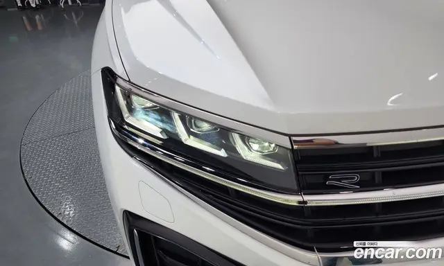 Volkswagen Touareg 2025 3.0 автомат (гидро), миниатюра 8