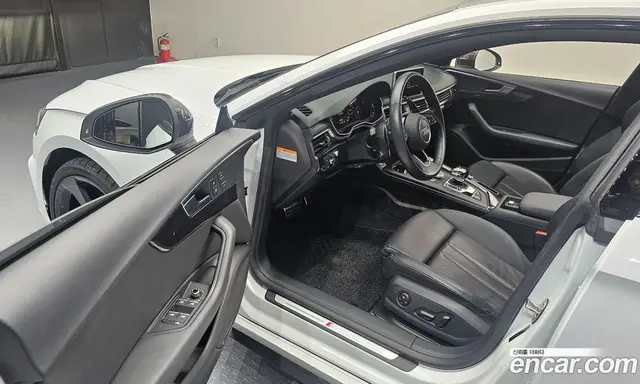 Audi A5 2019 2.0 автомат (гидро), миниатюра 10
