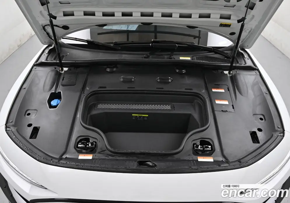 Audi A6 e-tron 2025 0.2 автомат (гидро), фото 6