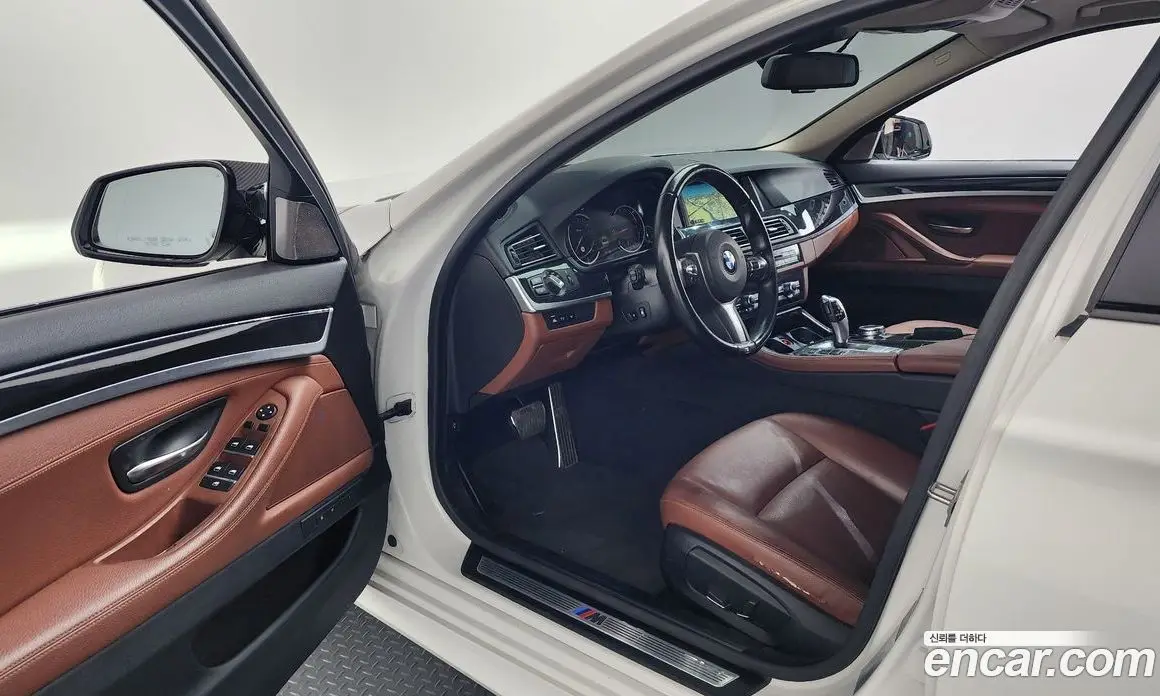 BMW 5 серия 2016 2.0 автомат (гидро), фото 10