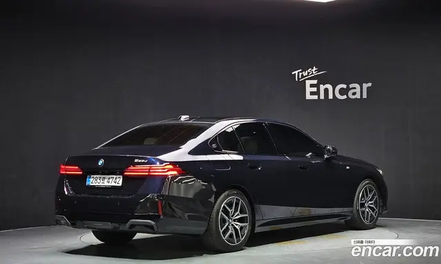 BMW 5 серия 2025 2.0 автомат (гидро), миниатюра 2
