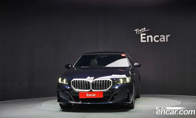 BMW 5 серия 2025 2.0 автомат (гидро), миниатюра 3