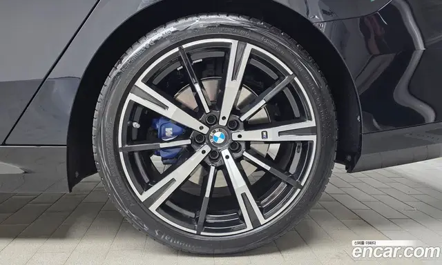 BMW 5 серия 2025 2.0 автомат (гидро), миниатюра 7