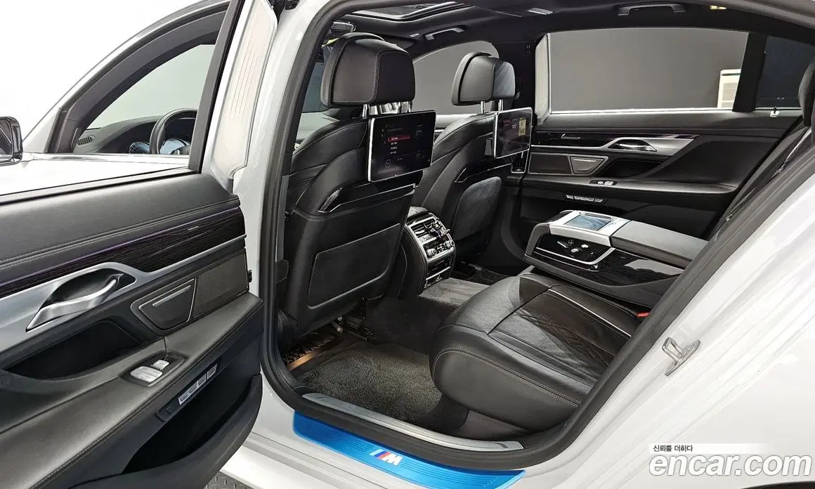 BMW 7 серия 2017 3.0 автомат (гидро), фото 11
