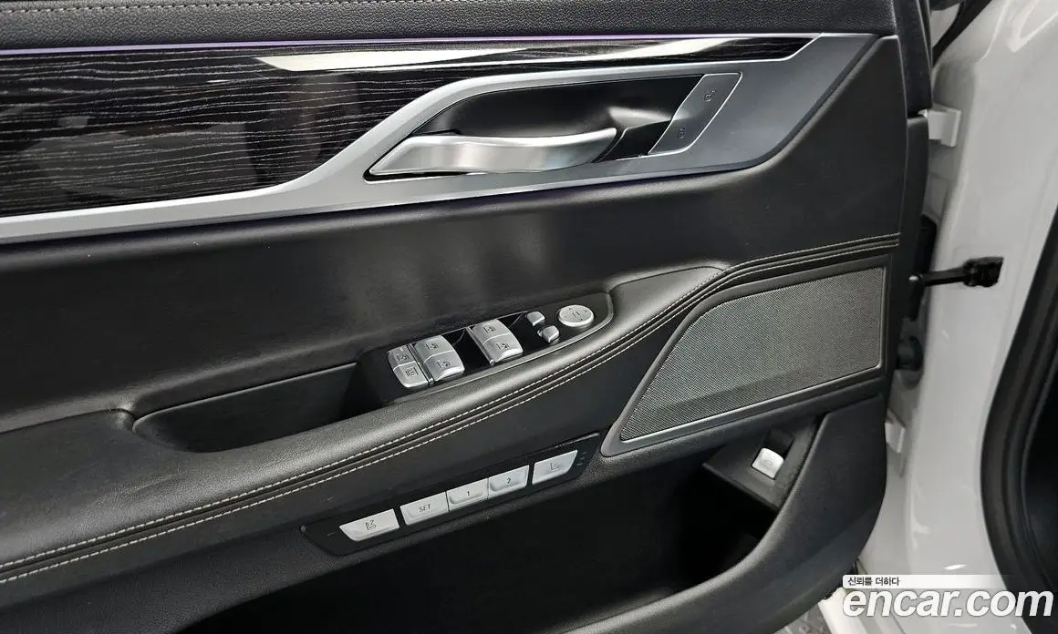 BMW 7 серия 2017 3.0 автомат (гидро), фото 19