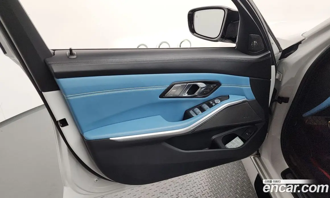 BMW M3 2023 3.0 автомат (гидро), фото 14
