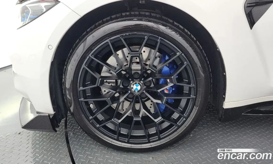BMW M3 2023 3.0 автомат (гидро), фото 5