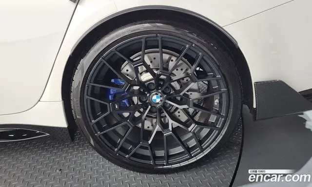 BMW M3 2023 3.0 автомат (гидро), миниатюра 7