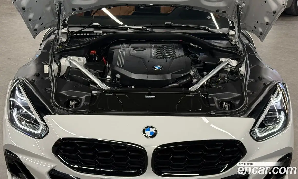 BMW Z4 2024 3.0 автомат (гидро), фото 6