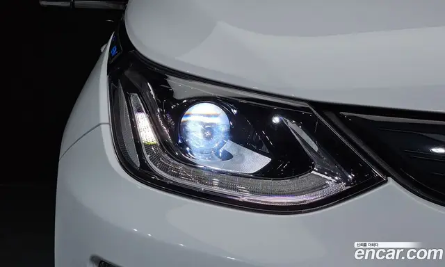 Chevrolet Bolt EV 2019 0.2 автомат (гидро), миниатюра 8
