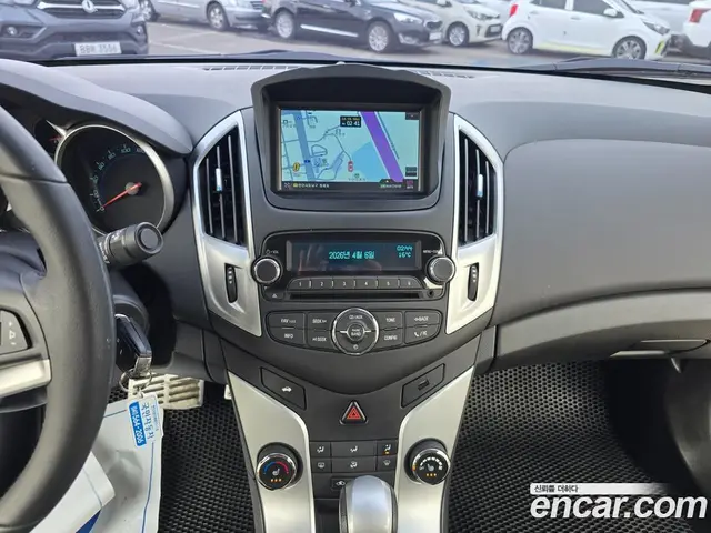 Chevrolet Cruze 2015 1.8 автомат (гидро), миниатюра 10