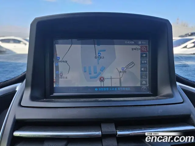 Chevrolet Trax 2015 1.4 автомат (гидро), миниатюра 10