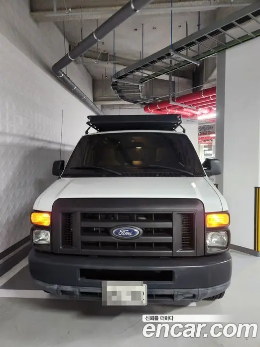 Ford E-Series, 2011, 25 000 км