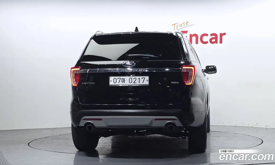 Ford Explorer 2015 2.3 автомат (гидро), фото 4